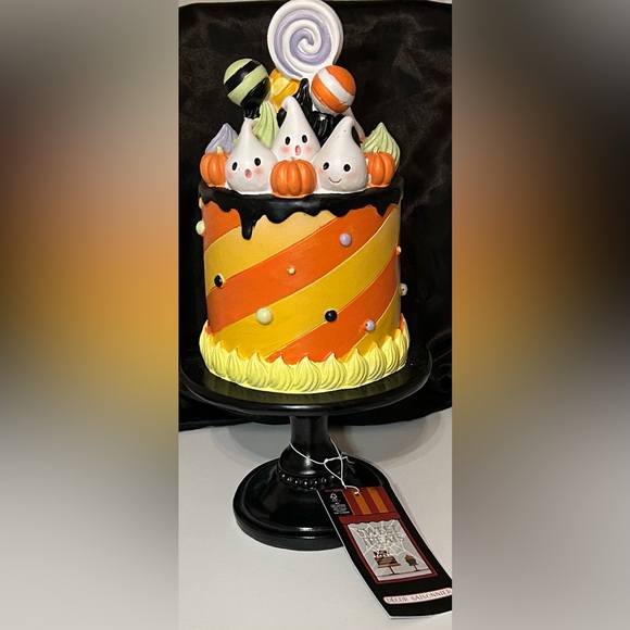 Sweet Treats Halloween Cake Ghost Pumpkins Candy Icing Decoration - Picture 2 of 11